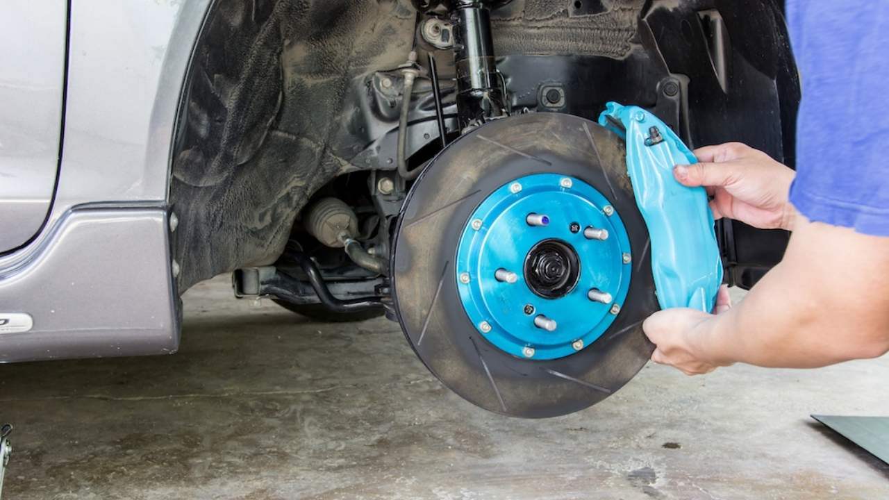 Symptoms Of A Bad Brake Caliper