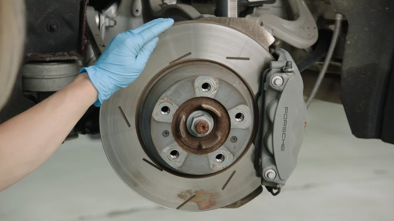 How to Change Brake Pads With an Electric Parking Brake