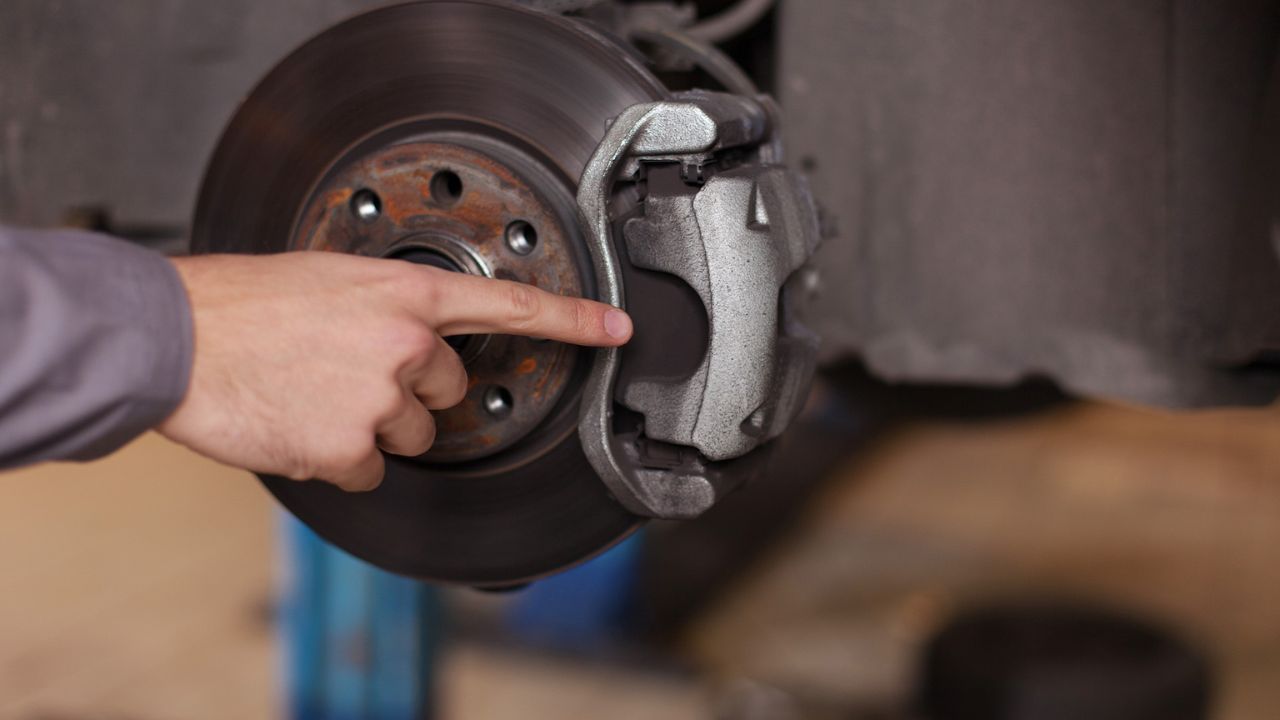 ideal brake pad thickness